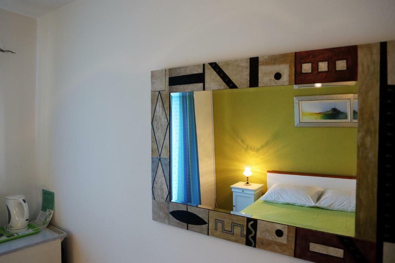 Tanya-Apartments And Rooms Хвар Екстер'єр фото